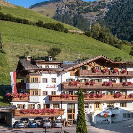 Hotel Bergfrieden Martell Exteriör bild