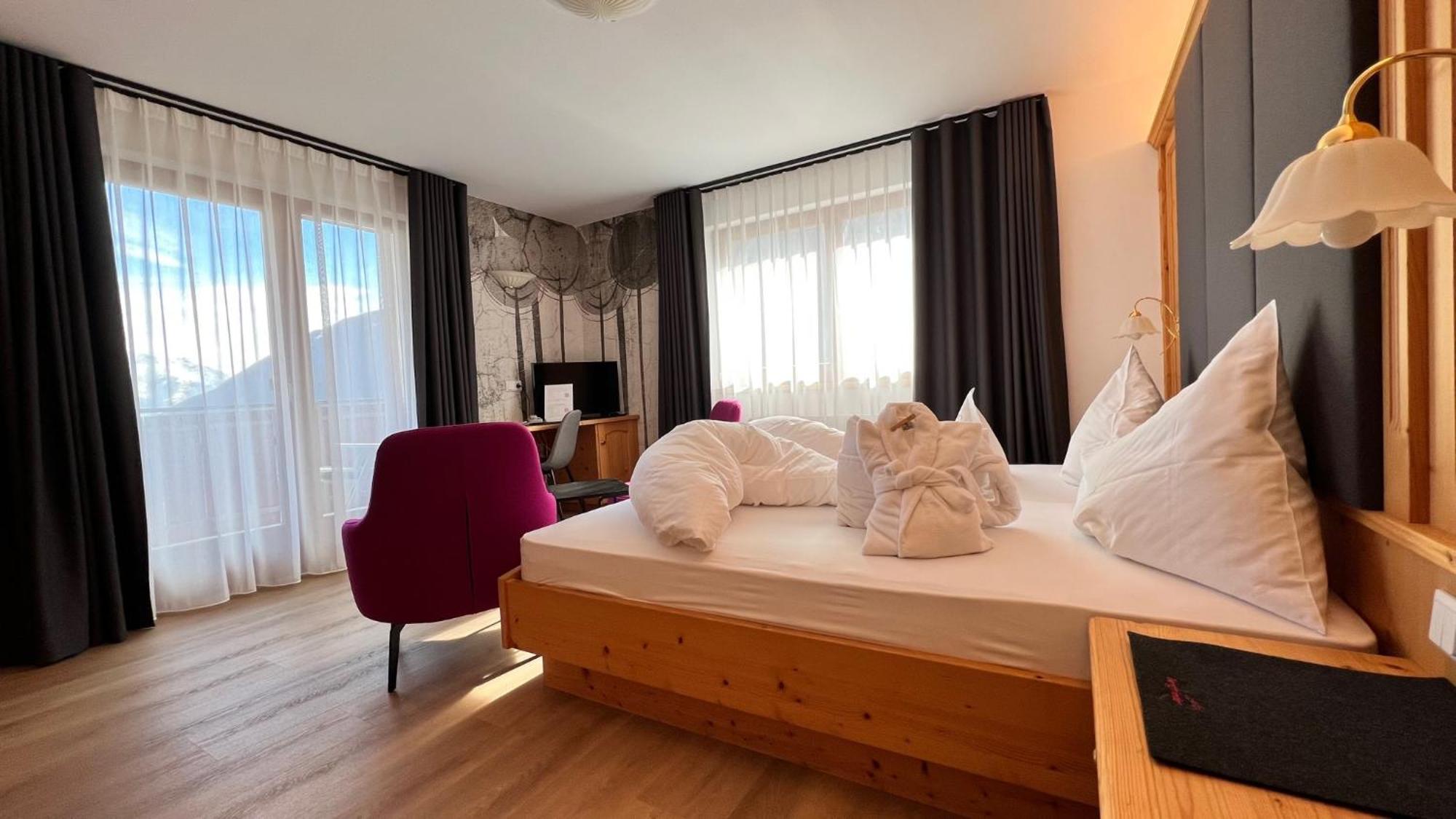 Hotel Bergfrieden Martell Exteriör bild